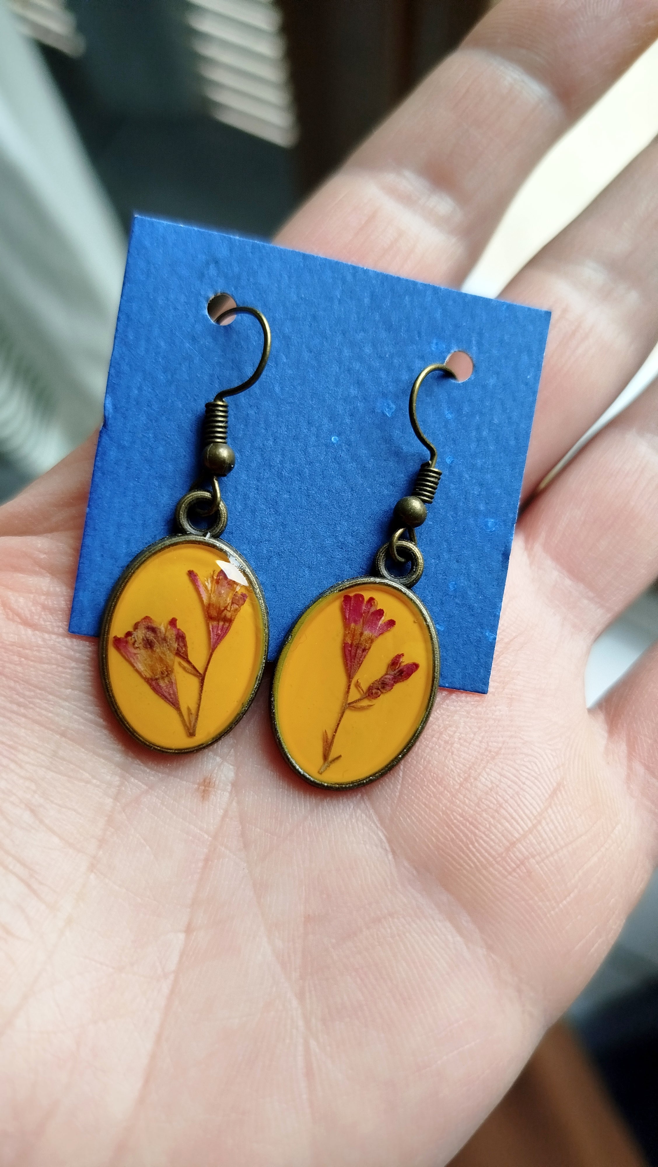 Orecchini con heuchera