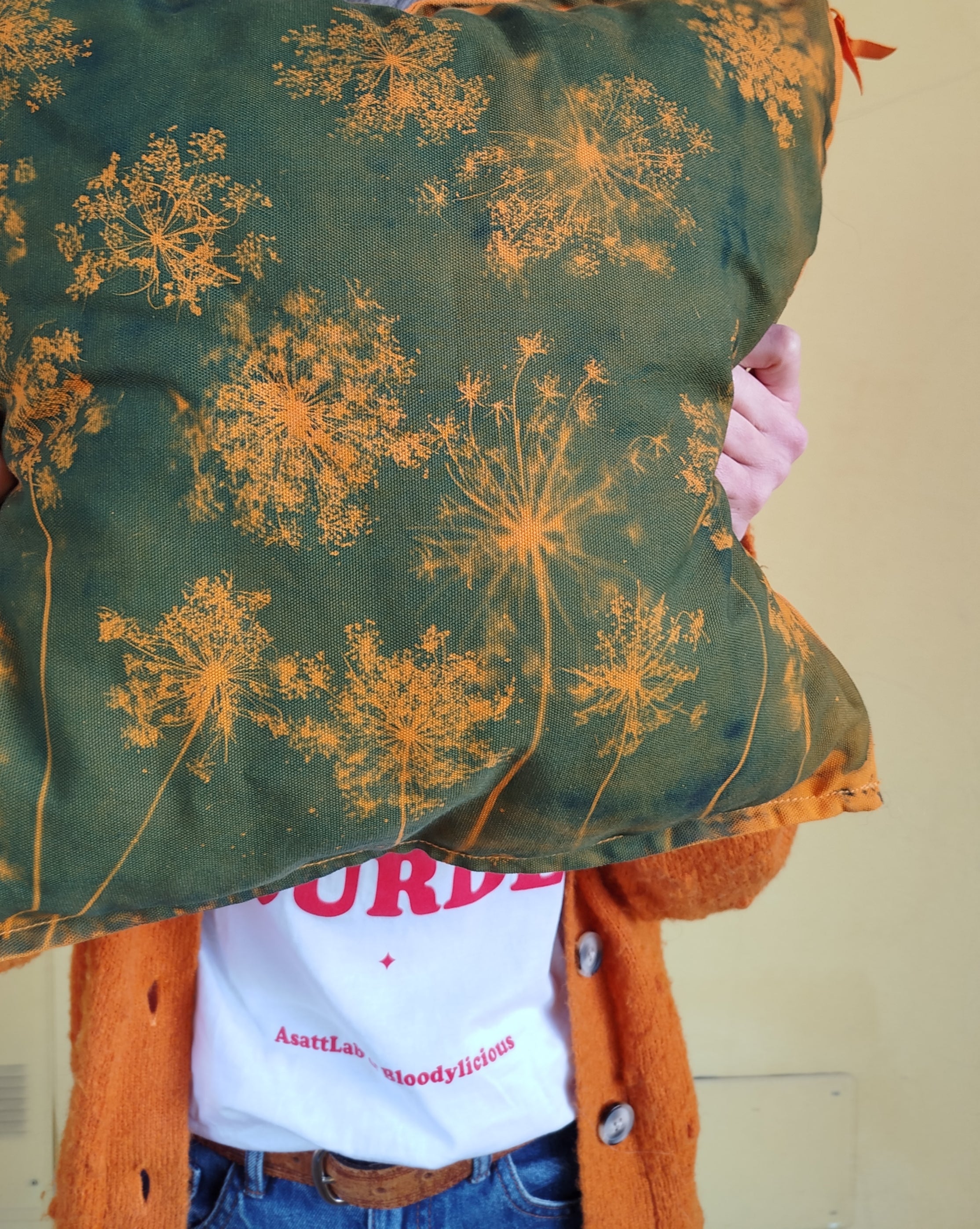 Federa con cianotipia di carota selvatica