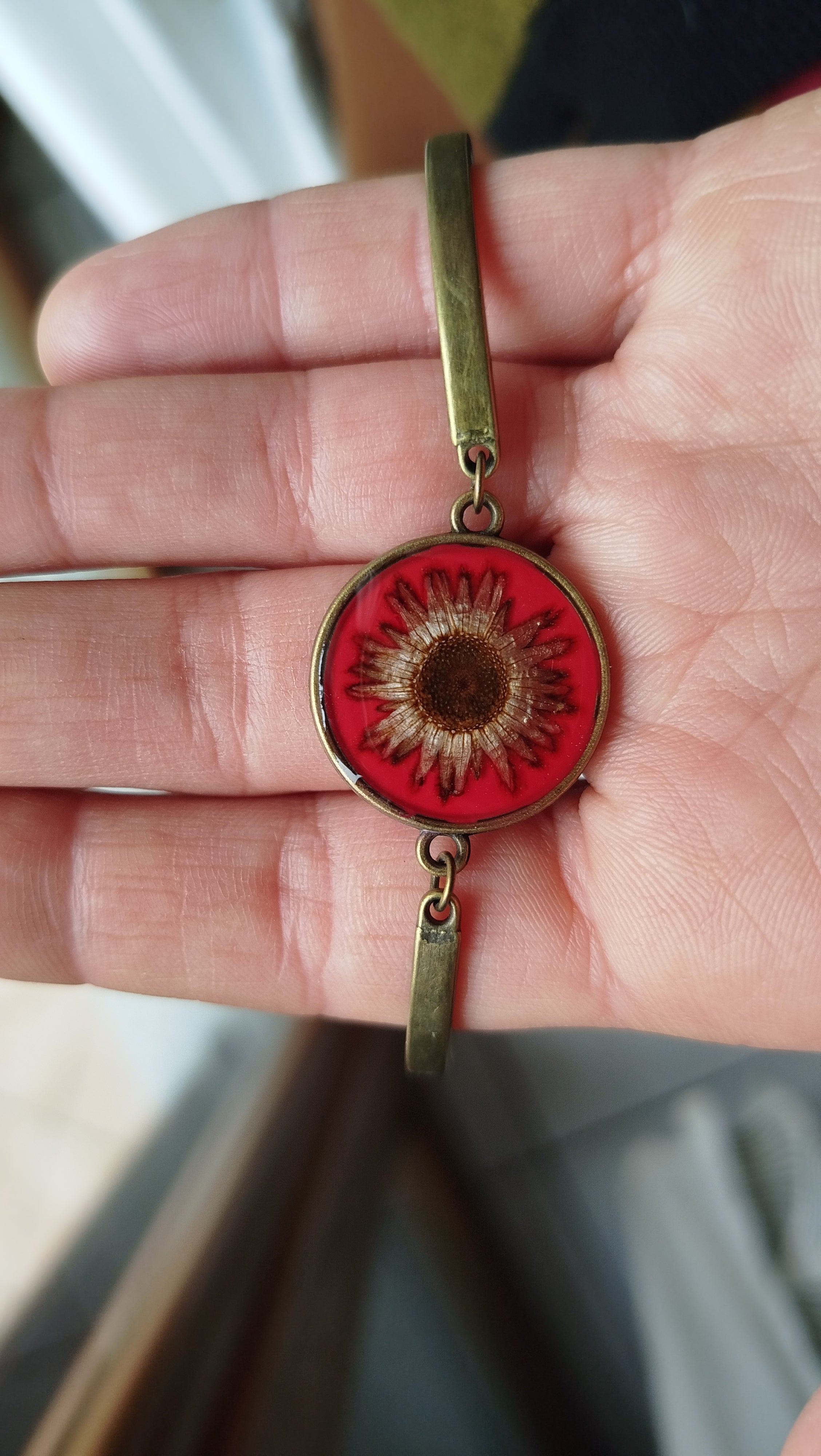 Bracciale con capolino di margherita