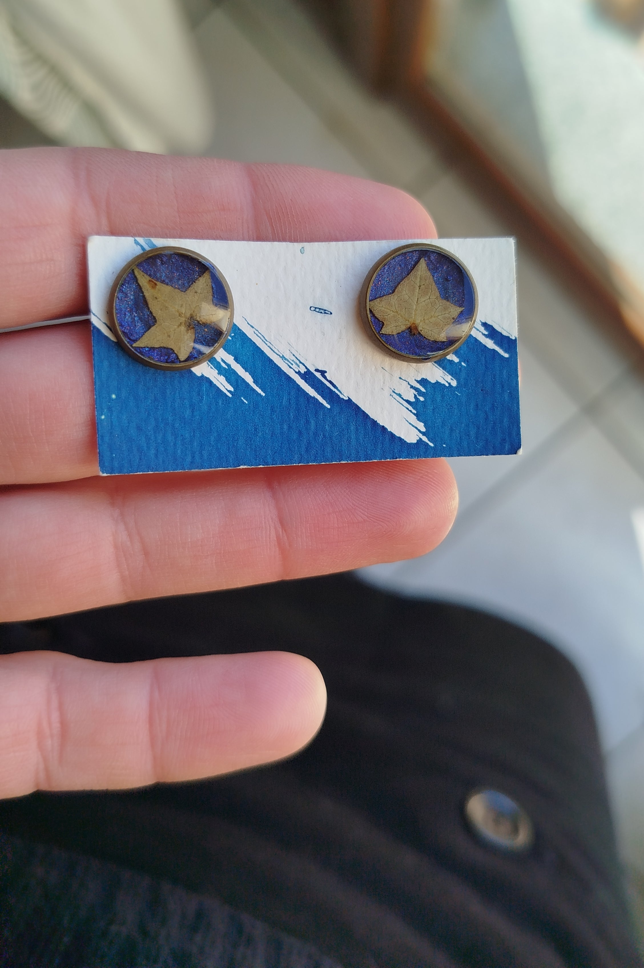 Orecchini a lobo con edera