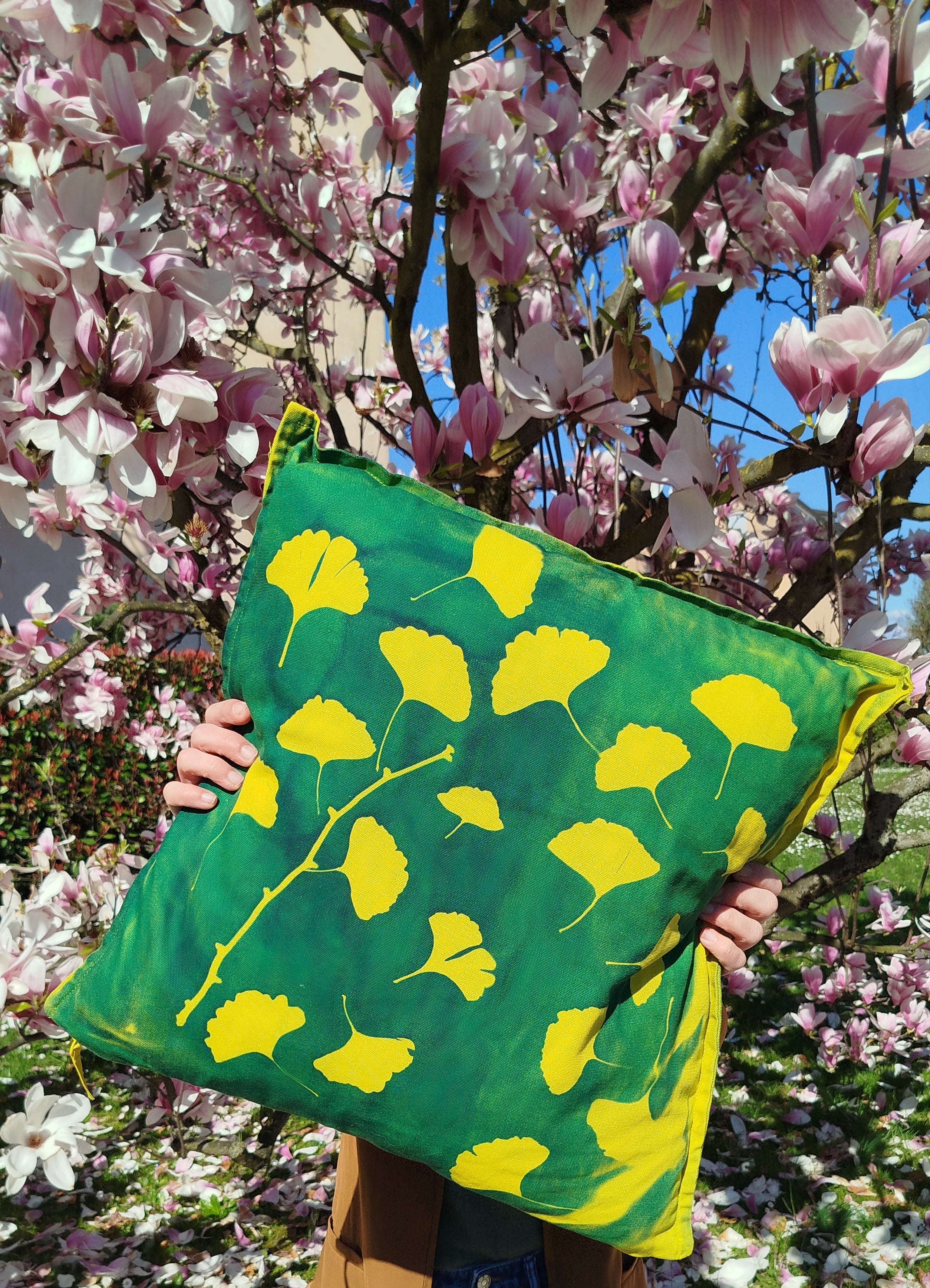 Federa con cianotipia di ginkgo