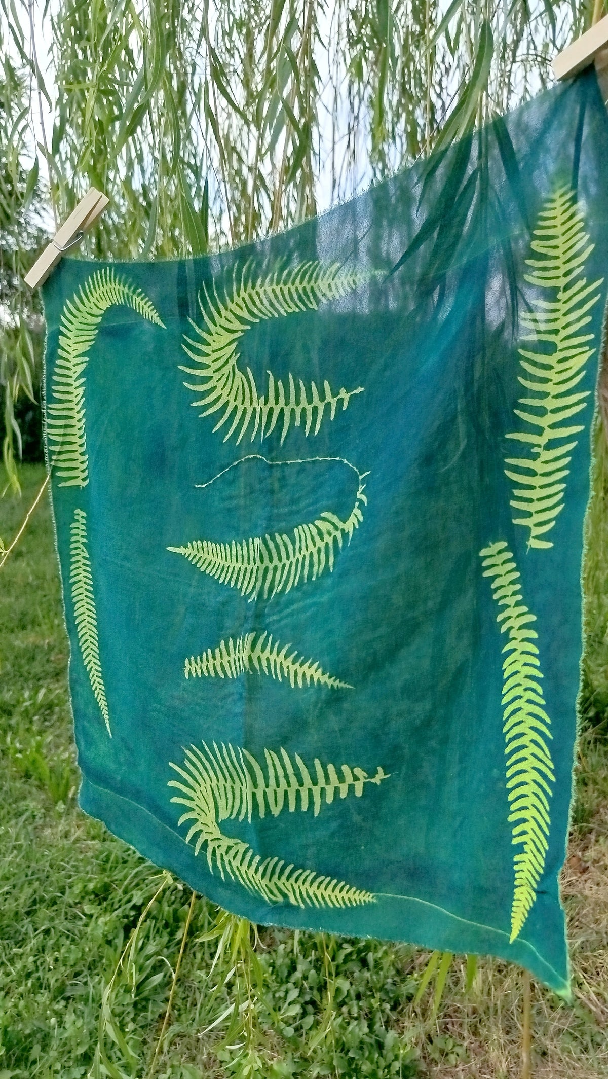 Foulard in seta con cianotipia di felce