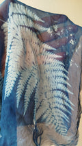 Foulard in seta con cianotipia di felce