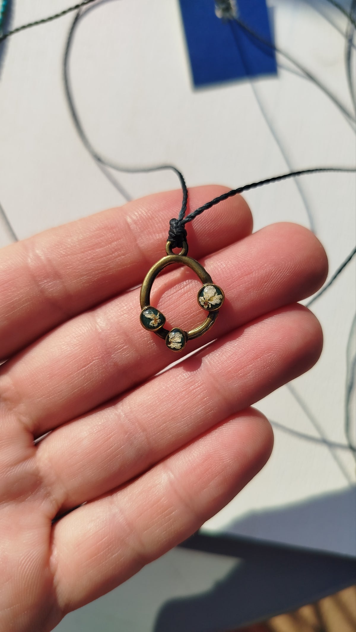 Collana con carota selvatica